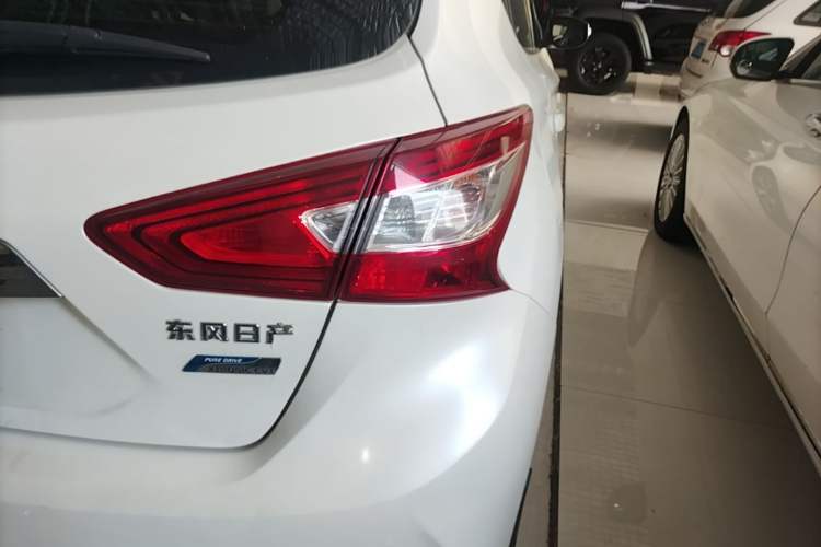 Used Nissan Tiida 2016 1.6L CVT Smart Drive Edition Right Rear Taillight