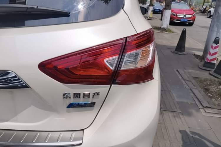 Used Nissan Tiida 2016 1.6L CVT Smart Drive Edition Right Rear Taillight