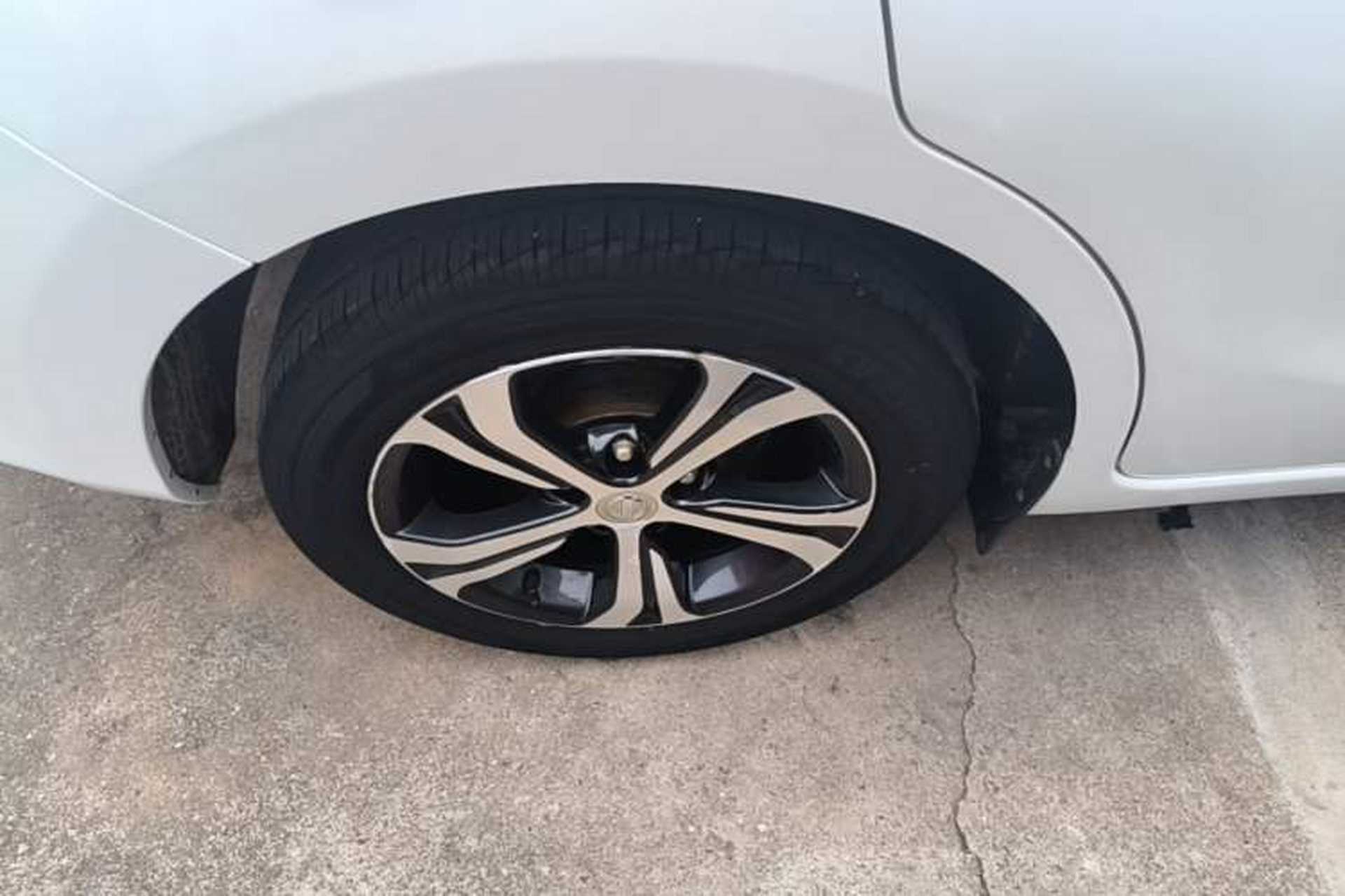 Used Nissan Tiida 2016 1.6L CVT Smart Drive Edition Right Rear Wheel Hub