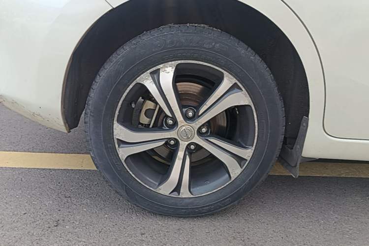 Used Nissan Tiida 2016 1.6L CVT Smart Drive Edition Right Rear Wheel Hub