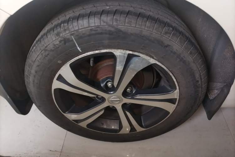Used Nissan Tiida 2016 1.6L CVT Smart Drive Edition Right Rear Wheel Hub