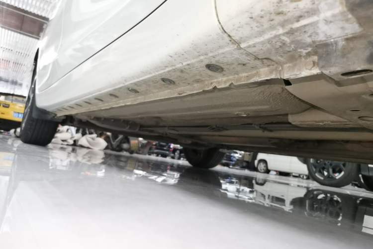 Used Nissan Tiida 2016 1.6L CVT Smart Drive Edition Right Side Sill