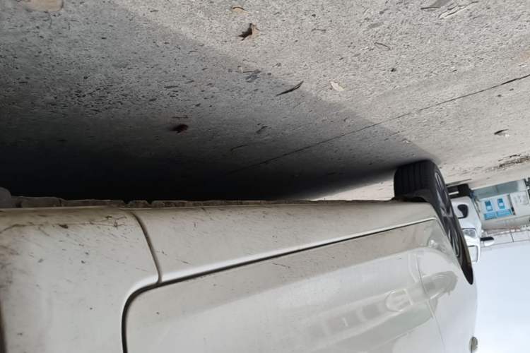 Used Nissan Tiida 2016 1.6L CVT ZhiZun Edition Right Side Sill