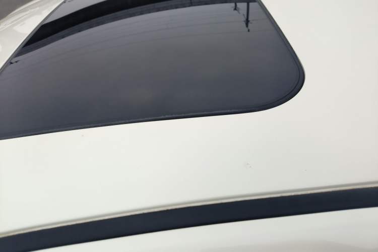 Used Nissan Tiida 2016 1.6L CVT Cool Dynamic Edition Roof