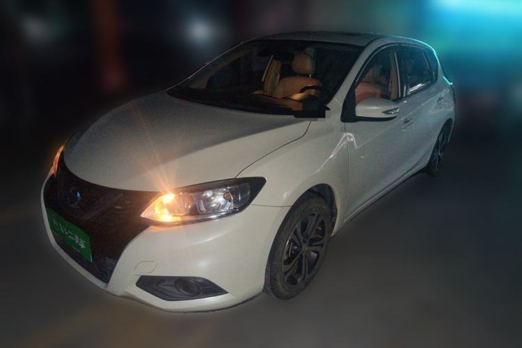 Used Nissan Tiida 2016 1.6L CVT Smart Drive Edition Guazi used car, China used car export, Used car for sale, Used cars, Cheapest cars for sale