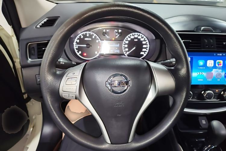 Used Nissan Tiida 2016 1.6L CVT Cool Dynamic Edition Steering Wheel