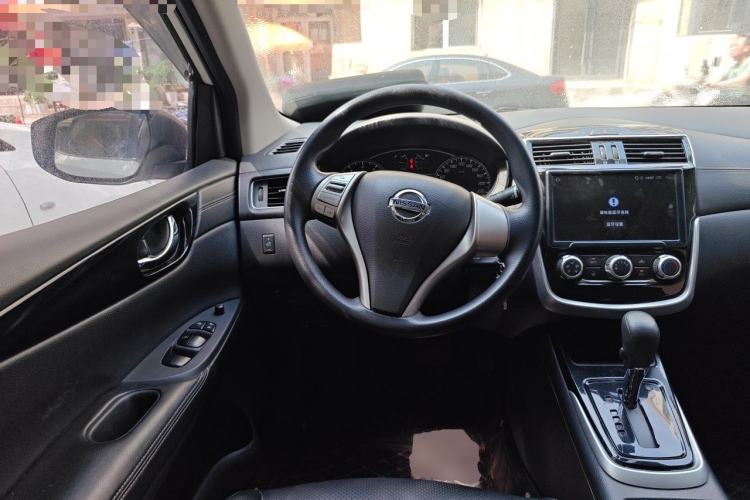 Used Nissan Tiida 2016 1.6L CVT Cool Dynamic Edition Steering Wheel
