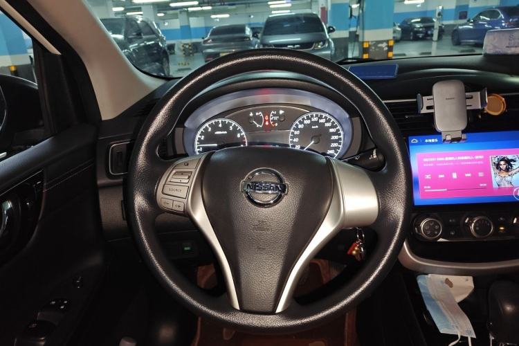 Used Nissan Tiida 2016 1.6L CVT Cool Dynamic Edition Steering Wheel