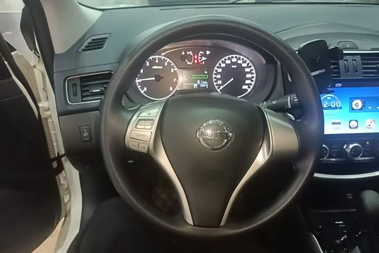 Used Nissan Tiida 2016 1.6L CVT Cool Dynamic Edition Steering Wheel