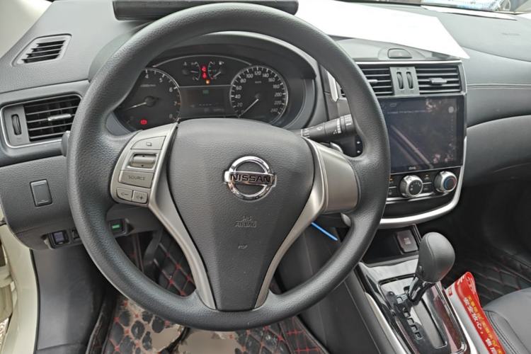 Used Nissan Tiida 2016 1.6L CVT Cool Dynamic Edition Steering Wheel