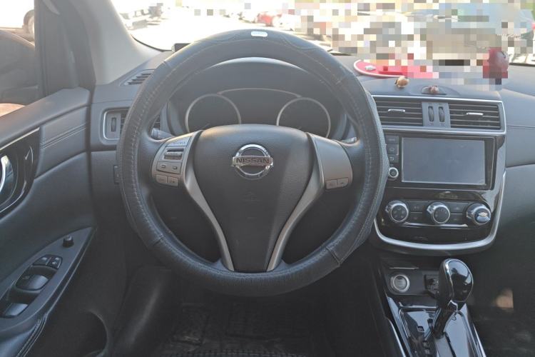 Used Nissan Tiida 2016 1.6L CVT Cool Dynamic Edition Steering Wheel