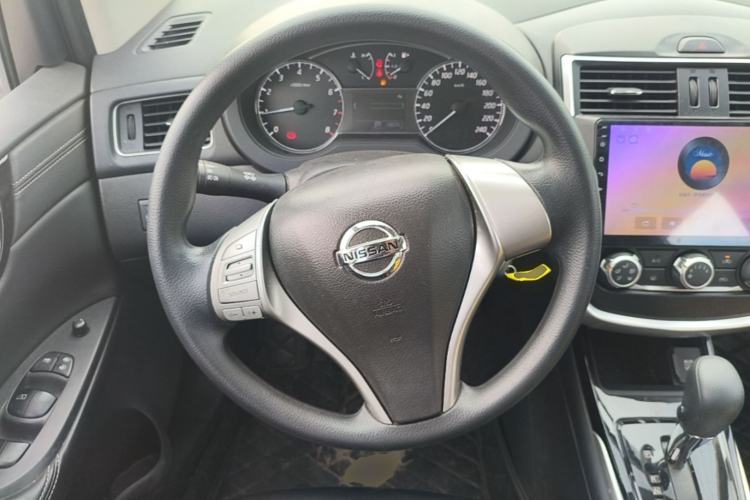 Used Nissan Tiida 2016 1.6L CVT Cool Dynamic Edition Steering Wheel