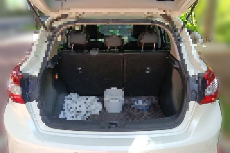 Used Nissan Tiida 2016 1.6L CVT Smart Drive Edition Trunk