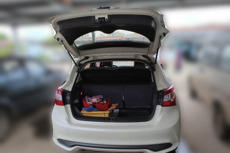 Used Nissan Tiida 2016 1.6L CVT Smart Drive Edition Trunk