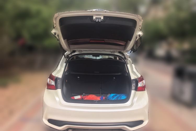Used Nissan Tiida 2016 1.6L CVT Smart Drive Edition Trunk