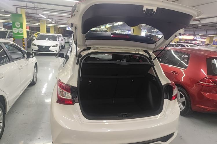 Used Nissan Tiida 2016 1.6L CVT Smart Drive Edition Trunk