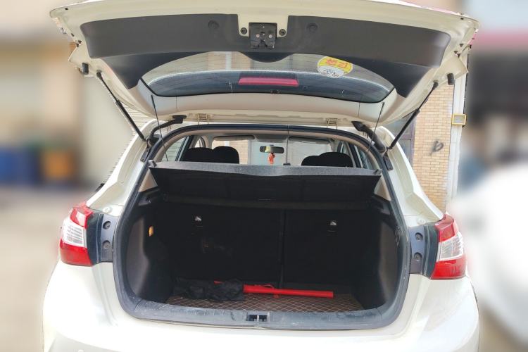 Used Nissan Tiida 2016 1.6L CVT Cool Dynamic Edition Trunk