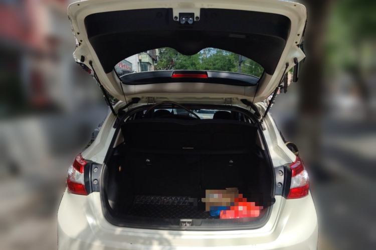 Used Nissan Tiida 2016 1.6L CVT Smart Drive Edition Trunk
