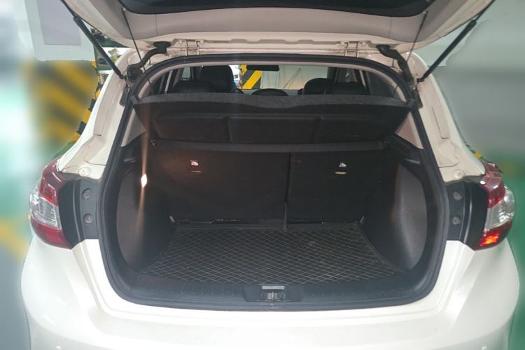 Used Nissan Tiida 2016 1.6L CVT Smart Drive Edition Trunk