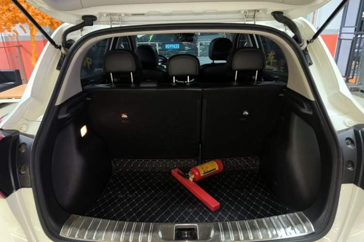 Used Nissan Tiida 2016 1.6L CVT Smart Drive Edition Trunk