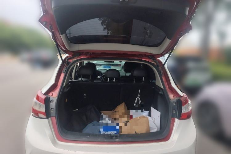 Used Nissan Tiida 2016 1.6L CVT Smart Drive Edition Trunk