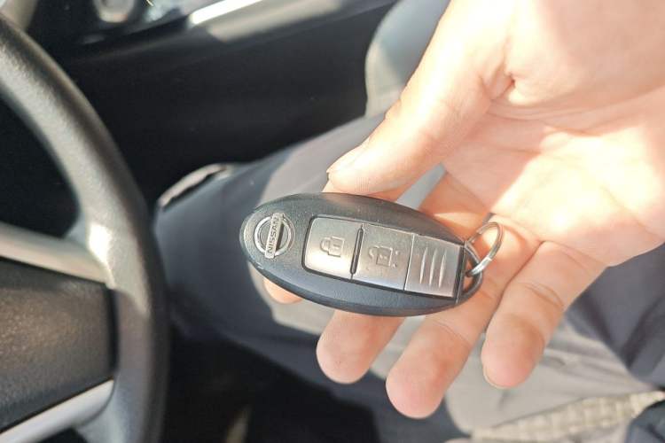 Used Nissan Tiida 2016 1.6L CVT Smart Drive Edition Vehicle Key
