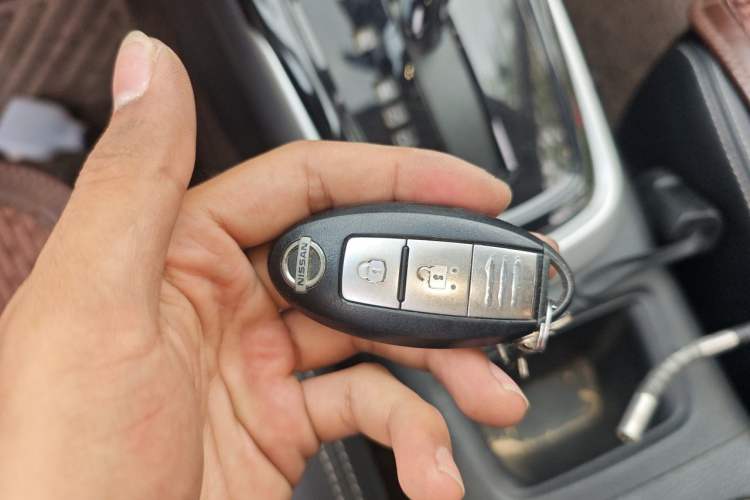 Used Nissan Tiida 2016 1.6L CVT Smart Drive Edition Vehicle Key