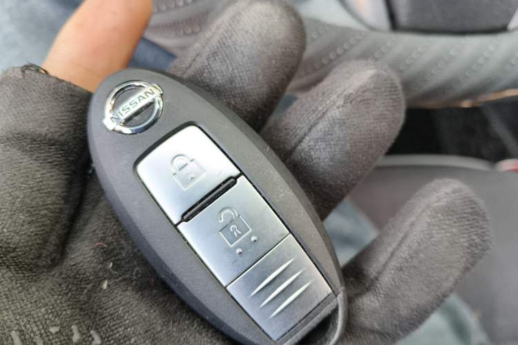 Used Nissan Tiida 2016 1.6L CVT Smart Drive Edition Vehicle Key