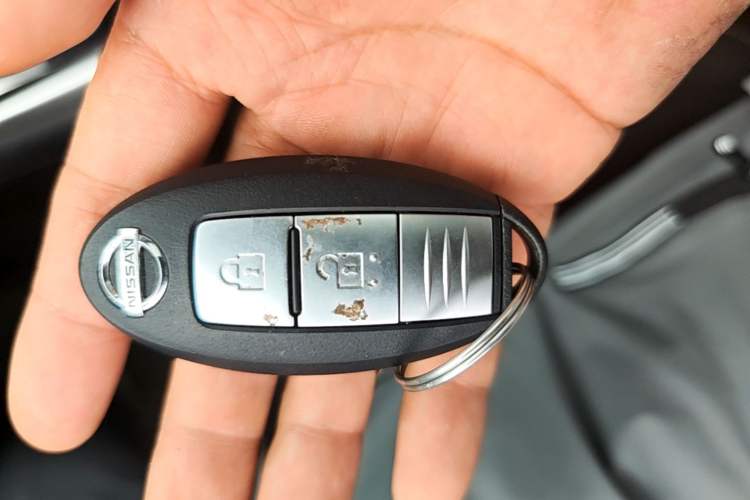 Used Nissan Tiida 2016 1.6L CVT Smart Drive Edition Vehicle Key
