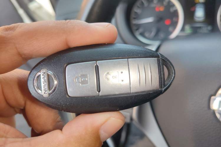 Used Nissan Tiida 2016 1.6L CVT Smart Drive Edition Vehicle Key