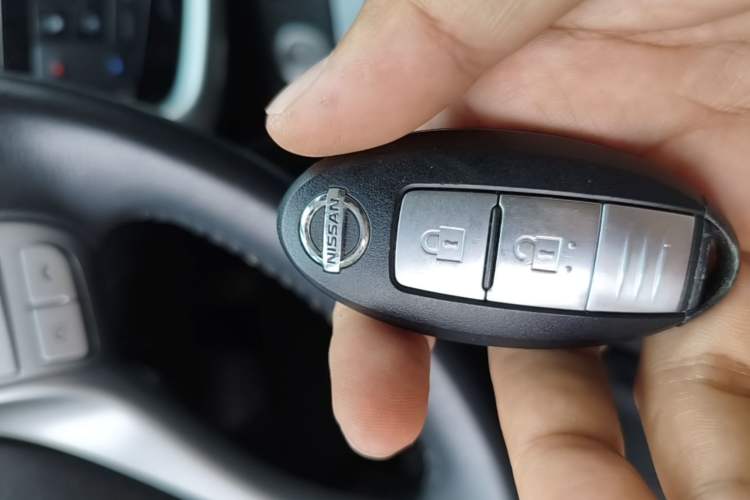 Used Nissan Tiida 2016 1.6L CVT ZhiZun Edition Vehicle Key