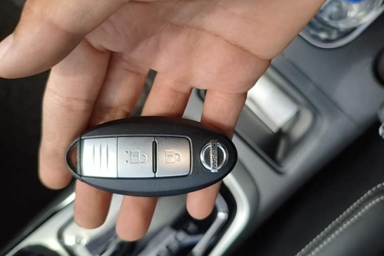 Used Nissan Tiida 2016 1.6L CVT Smart Drive Edition Vehicle Key