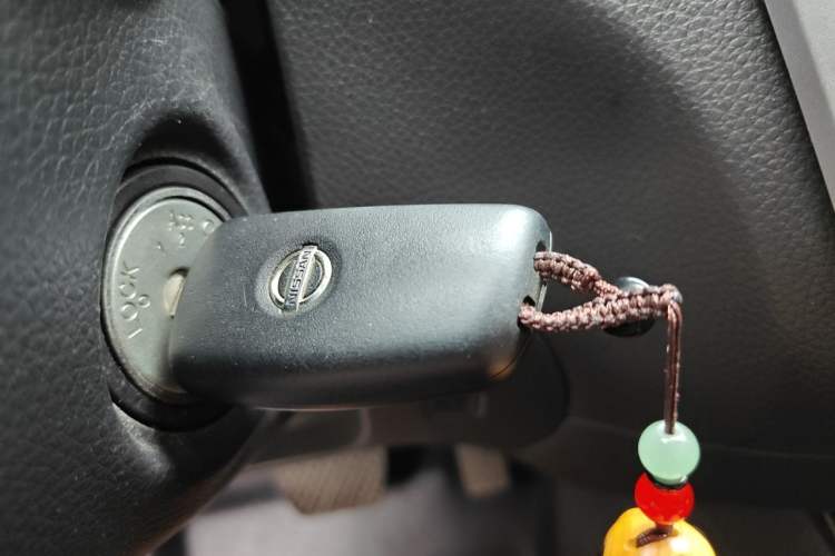 Used Nissan Tiida 2016 1.6L CVT Cool Dynamic Edition Vehicle Key