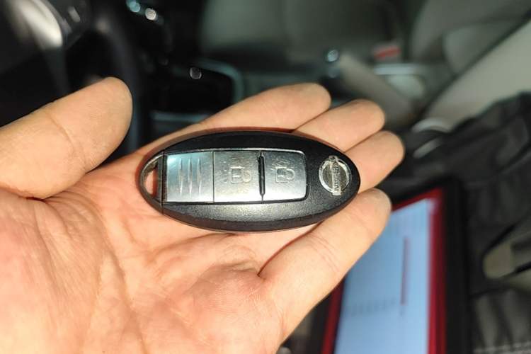 Used Nissan Tiida 2016 1.6L CVT Smart Drive Edition Vehicle Key