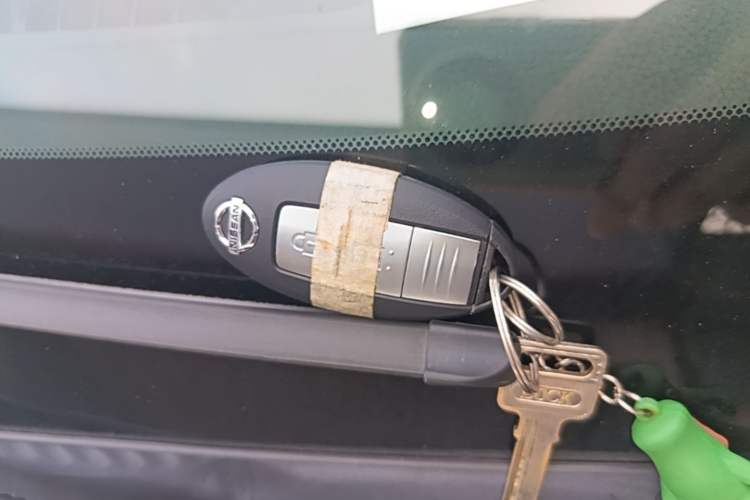 Used Nissan Tiida 2016 1.6L CVT Smart Drive Edition Vehicle Key