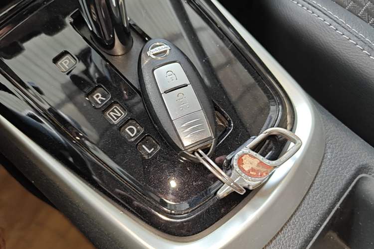 Used Nissan Tiida 2016 1.6L CVT Smart Drive Edition Vehicle Key