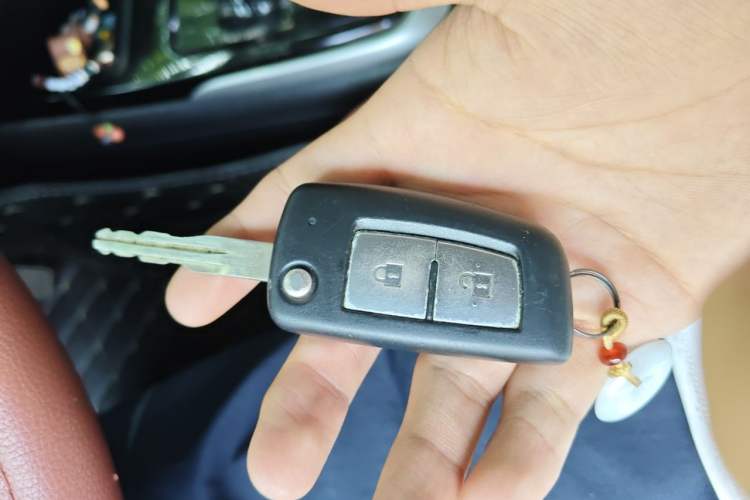 Used Nissan Tiida 2016 1.6L CVT Cool Dynamic Edition Vehicle Key