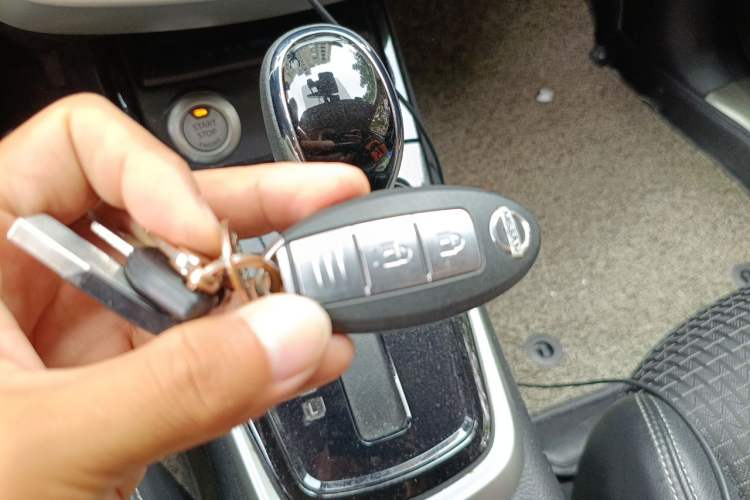 Used Nissan Tiida 2016 1.6L CVT Smart Drive Edition Vehicle Key