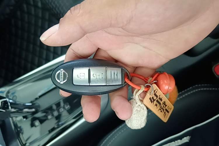 Used Nissan Tiida 2016 1.6L CVT Smart Drive Edition Vehicle Key