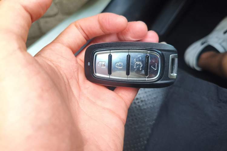 Used Nissan Tiida 2016 1.6L CVT ZhiZun Edition Vehicle Key