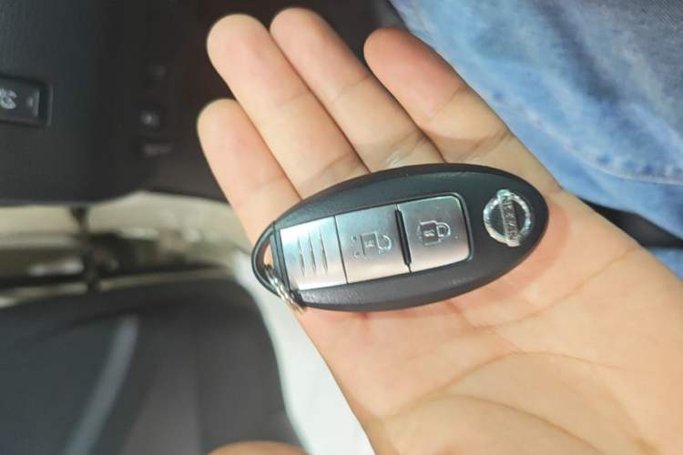 Used Nissan Tiida 2016 1.6L CVT Smart Drive Edition Vehicle Key