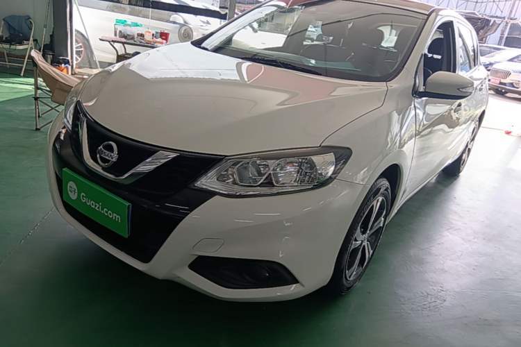 Used Nissan Tiida 2016 1.6L CVT Smart Drive Edition Guazi used car, China used car export, Used car for sale, Used cars, Cheapest cars for sale