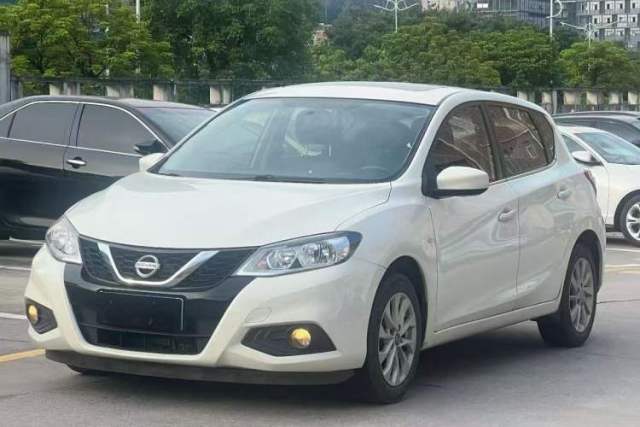 Gebrauchter Nissan Tiida 2016 1.6L CVT Cool Dynamic Edition