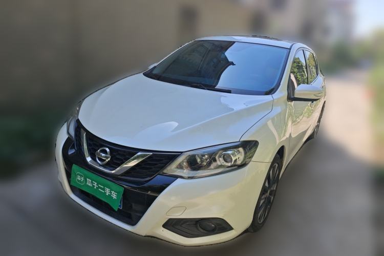 Used Nissan Tiida 2016 1.6L CVT ZhiZun Edition Guazi used car, China used car export, Used car for sale, Used  cars, Cheapest cars for sale