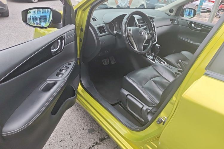 Used Nissan Tiida 2016 1.6L CVT ZhiZun Edition Driver Seat