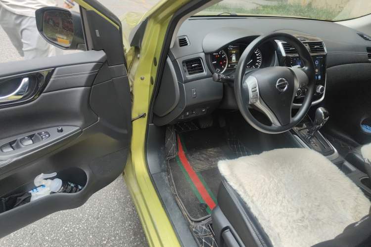Used Nissan Tiida 2016 1.6L CVT Smart Drive Edition Driver Seat