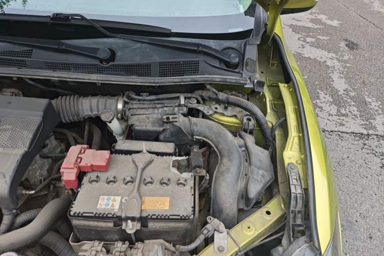 Used Nissan Tiida 2016 1.6L CVT ZhiZun Edition Engine Bay Left