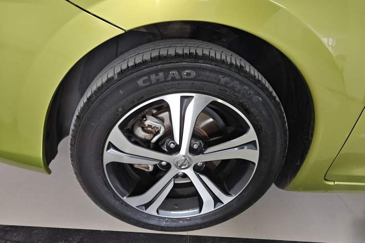 Used Nissan Tiida 2016 1.6L CVT Smart Drive Edition Exterior 4