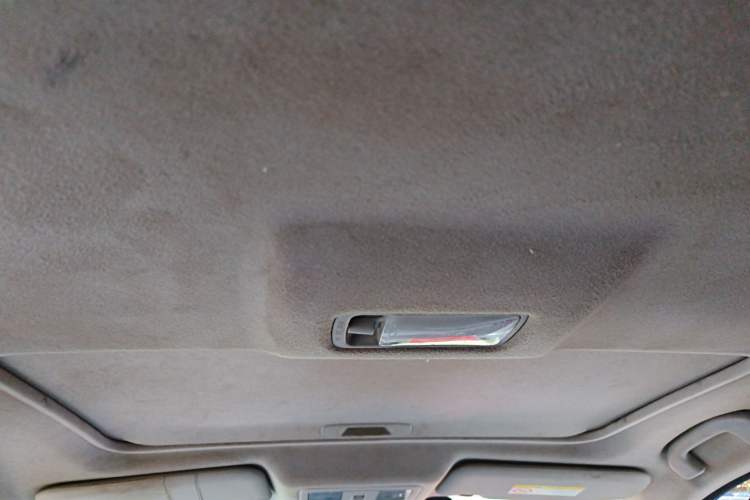 Used Nissan Tiida 2016 1.6L CVT Cool Dynamic Edition Headliner