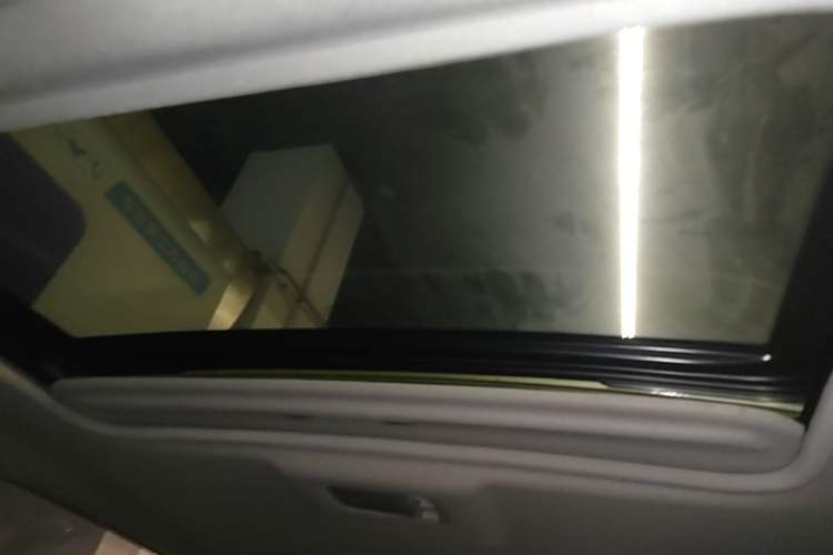 Used Nissan Tiida 2016 1.6L CVT Smart Drive Edition Headliner